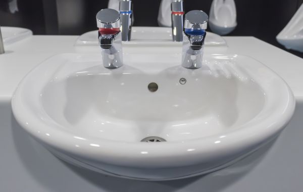 Porcelain Sink Resurfacing